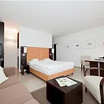 Hotel Burns Art 4*