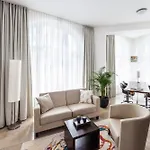 Burns Art Hotel
