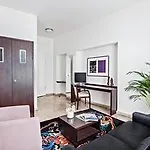 Burns Art Hotel 4*